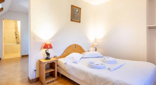 Duplex for 12 Near Lake Annecy, Rezervasyon Daire Giez 