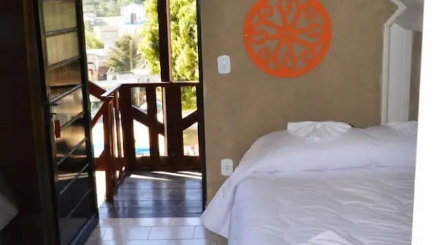 Одноместный номер Luxury с балконом Pousada Villa Três