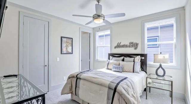 14th Ave S Home - 3 Br Home, Book Feriehus Villaer i Nashville, Villa
