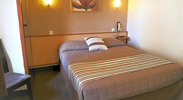 Двухместный номер Standard Hôtel dAngleterre, Salon-de-Provence