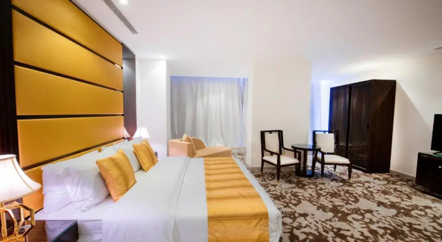 Люкс Golden Dream Hotel