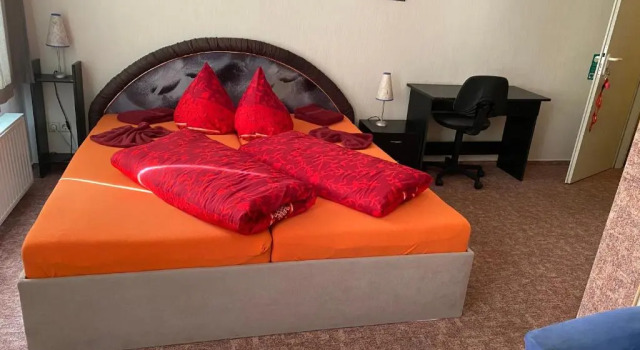 Gasthof Alte Schmiede, Book Hotel  