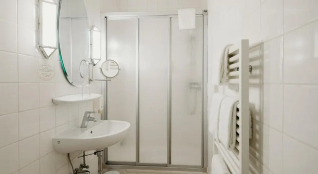 Одноместный номер Economy Hotel Crystal
