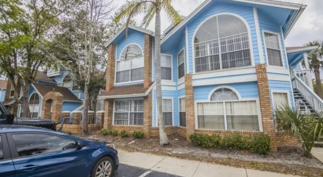 Dennis' Somerset Condo