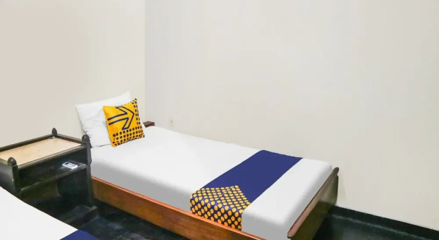 Standard Zimmer SPOT ON 92063 Balebat Endah Syariah