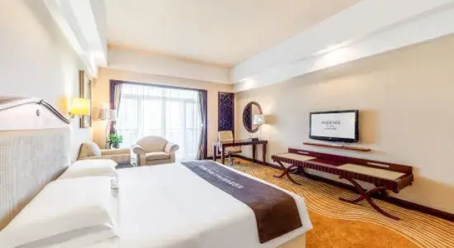 Номер Executive c 1 комнатой с балконом и с видом на озеро Country Garden Phoenix Hotel Chaohu