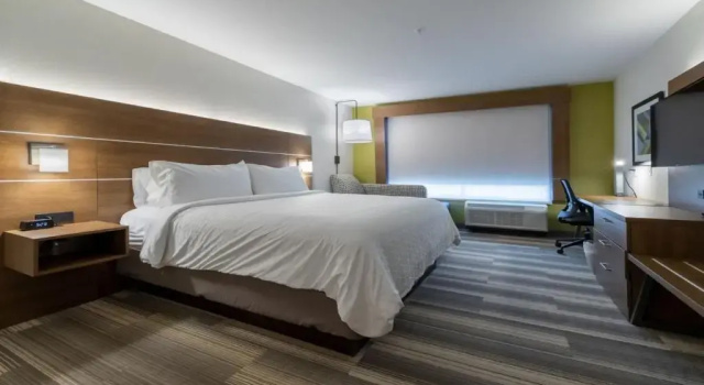 Номер Standard Holiday Inn Express & Suites Marion by IHG