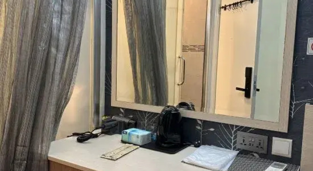 Feng Ge Shi Shang Hotel, Boek Hotel Kowloon Hongkong, in de buurt van The ONE