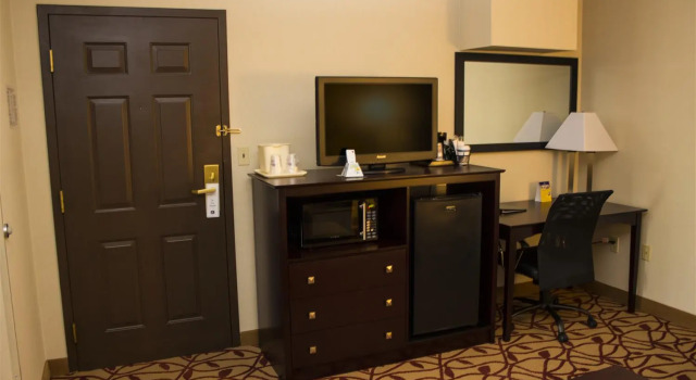 Comfort Inn, Buchen Sie Hotel SPA-Hotels in Warren, SPA