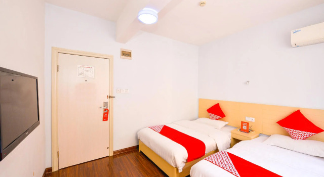 Двухместный номер Deluxe Guilin 68° Hotel North Train Station Branch