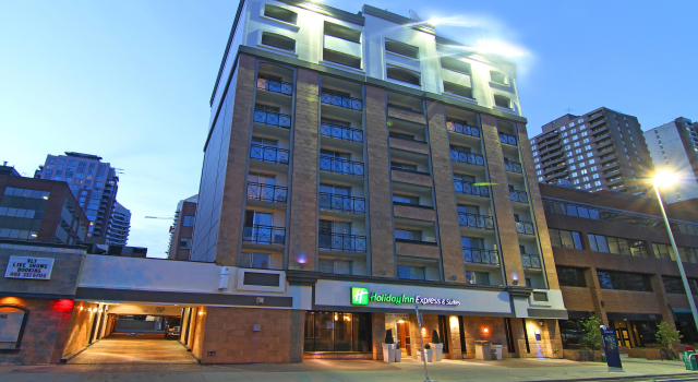 Holiday Inn Express and Suites Calgary by IHG, Book Hotel Beltline Calgary, near McDougall Centre