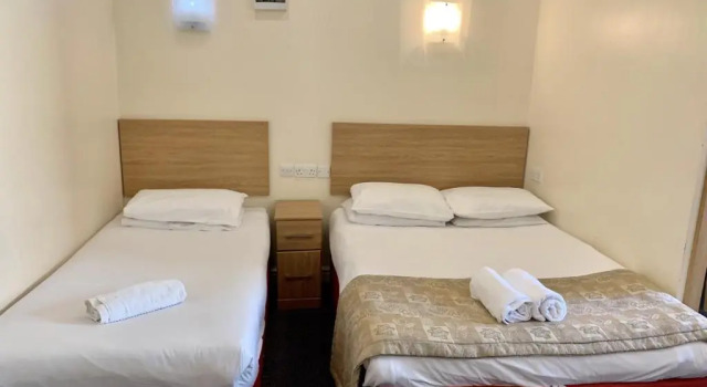 Трёхместный номер Standard Britannia Inn Hotel