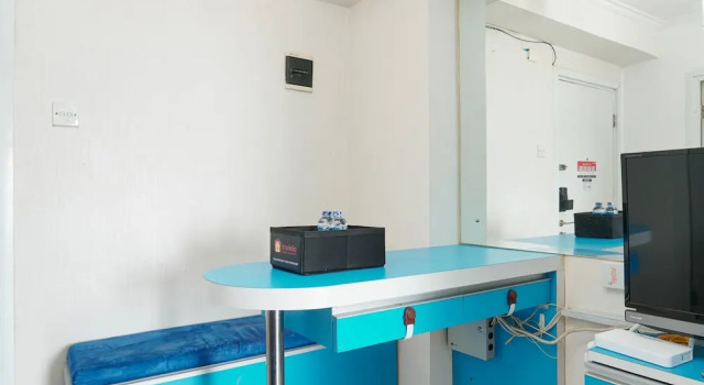 Gorgeous 2BR Green Pramuka Apartment, Book Apartment Hotels in Jakarta with Parking, Parking