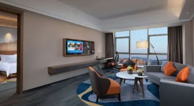 Люкс Business Hampton by Hilton Laiwu