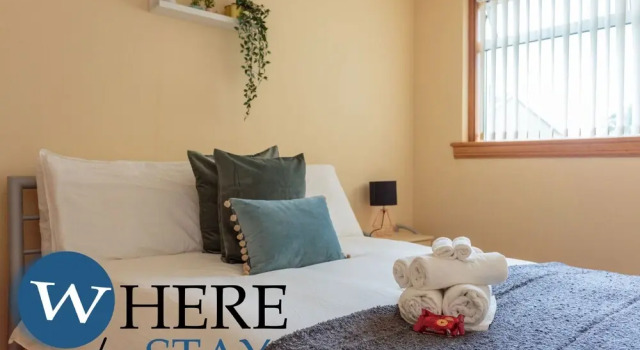 Lovely Apartment by the Hillwood Park-free Parking, Prenota Appartamento Corstorphine Edimburgo