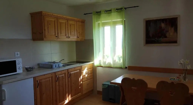 Апартаменты Vaznik Farm House Apartments