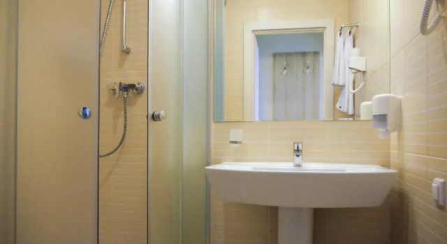 Standard Zimmer PracticOtel