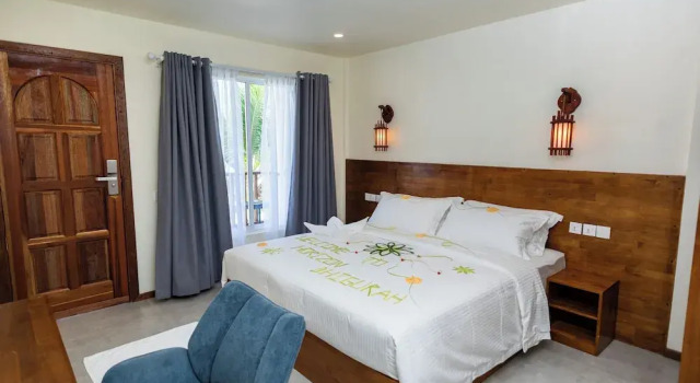 Horizon Dhigurah, Buchen Sie Hotel Dhigurah Ari-Atoll