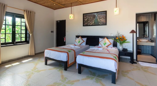 Трёхместный номер Deluxe Guest house Ancient Lantern Villa Hoi An