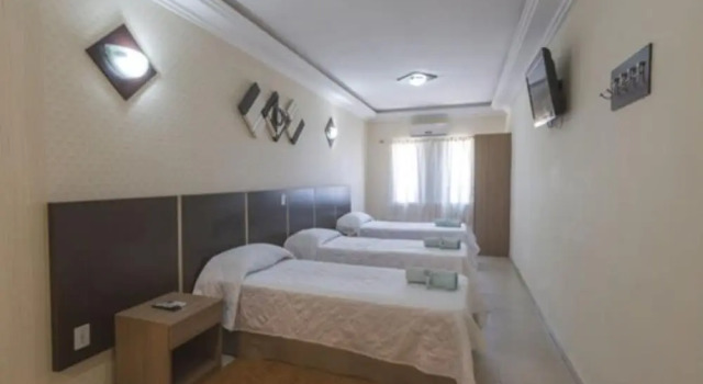 Трёхместный номер Standard Monte Serrat Hotel