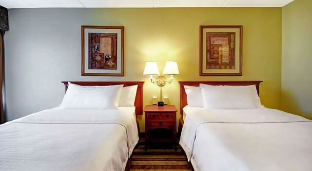 Четырёхместный номер Standard с 2 комнатами Homewood Suites by Hilton Chester