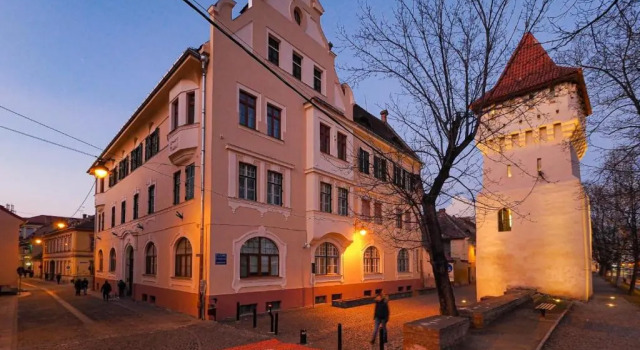 FLH - Papiu 9, Varaa Hotelli Sibiu Old Town 