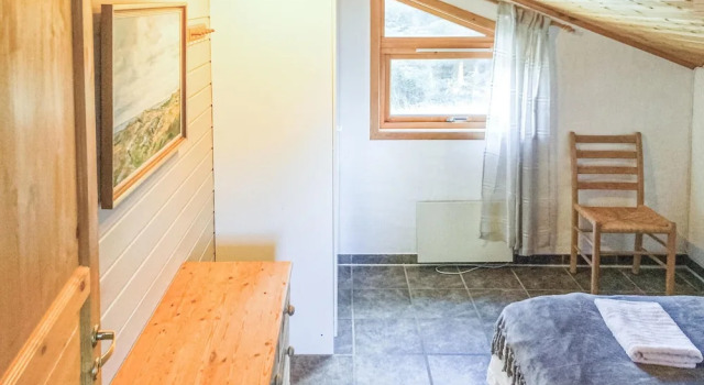 Beautiful Home in Haugesund With Sauna, Wifi and 3 Bedrooms, Rezervați Hotel Haugesund 