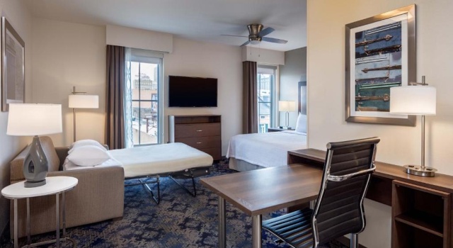 Двухместный люкс Accessible Homewood Suites By Hilton New Orleans French Quarter