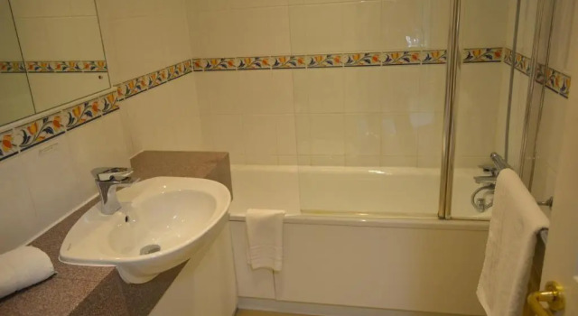 Полулюкс Quorn Grange Hotel