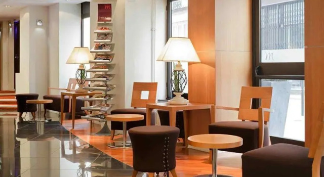Двухместный люкс East Side Hotel Paris Gare de Est a member of Radisson Individuals