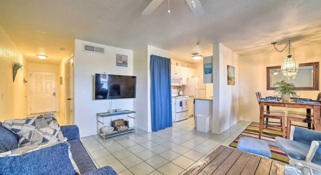 Coastal Condo w/ Dock Access, 2 Miles to Beach!
