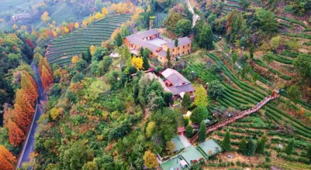 Qingyinyuelu Featured Inn, Prenota Hotel Shiyan Hubei