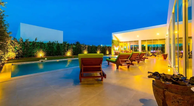 Modern Tropical 4 Bedroom Pool Villa KH-B5