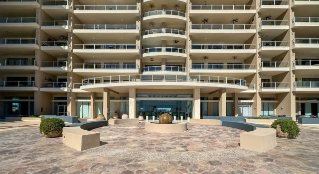 3BR Ground Floor Condo With Direct Pool Access, Book Apartment Puerto Penasco Sonora