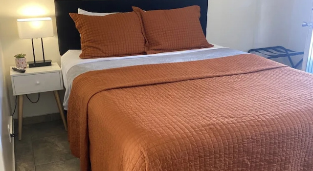 Трёхместный номер Standard Selkirk Motel