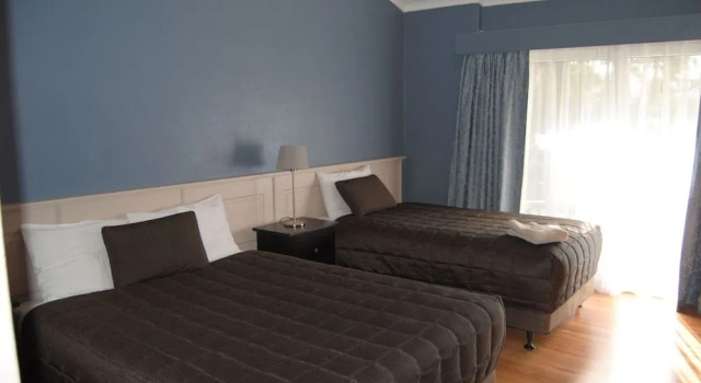 Airlie House Motor Inn, Book Hotel Scone Hunter Valley