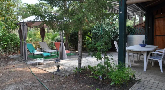 Agréable petite maison avec jardin - 1201