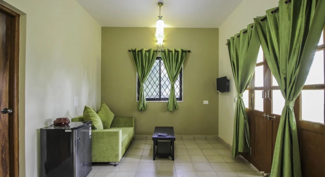 OYO Home 1134 Studio Riverside 1BHK Siolim