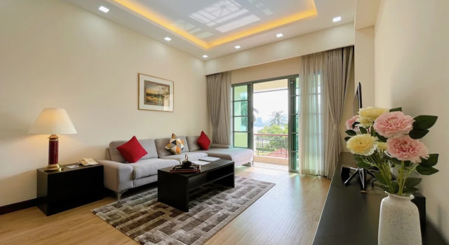 Семейный номер Standard Diamond Westlake Suites