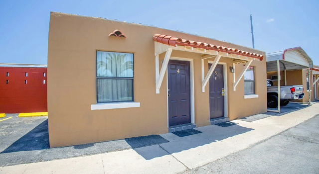 Sands Motel By OYO El Paso Near Airport, Rezerwuj Motel Hotele w El Paso z parkingiem, Parking