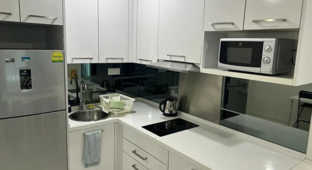 Апартаменты Superior Summer Suites KLCC Apartments by Soulasia