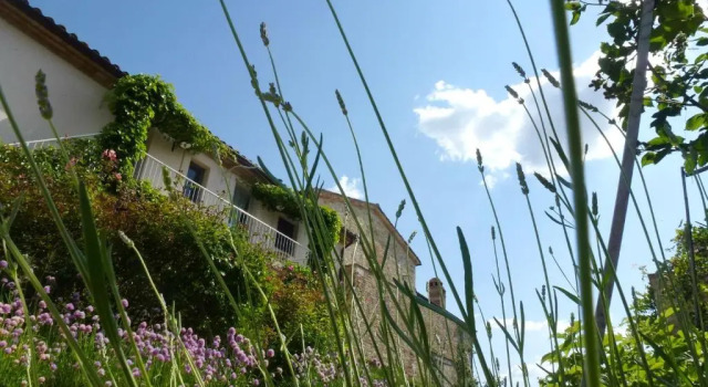 Casarciccia, Varaa Hotelli Todi Umbria