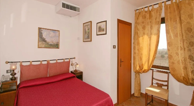 Locanda le Mandriane, Prenota Hotel Albinia 