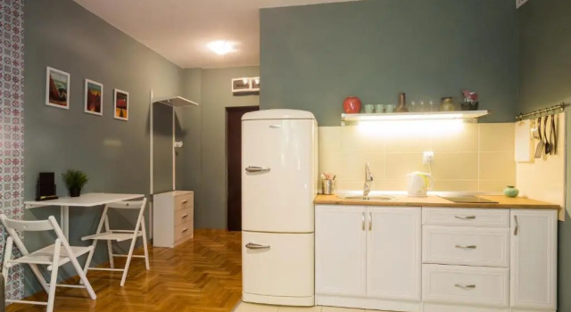 Студия ! PROMO! Central Evergreen Studio - Public Parking area