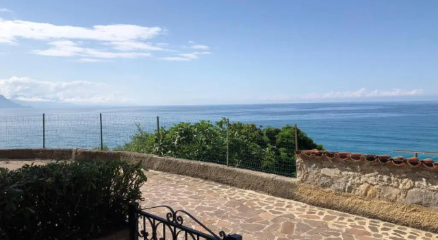 Коттедж c 1 комнатой Case Vacanze Torre Petrosa