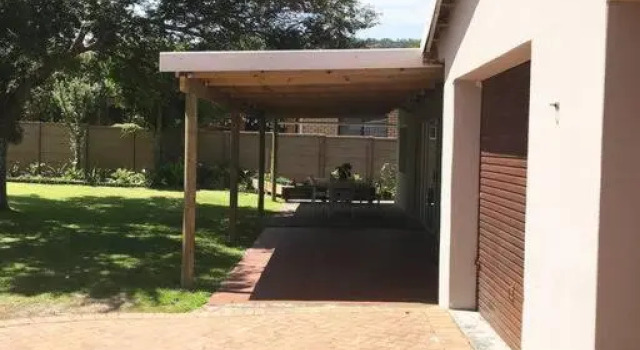 Sedgefield Lagoon Hideout - Kingfisher Drive