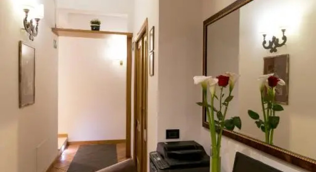JR Suites, Забронировать Отель Отели Рима с парковкой, рядом с Уста истины, Парковка