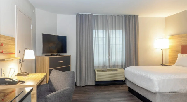 Трёхместный люкс Candlewood Suites New Bern by IHG