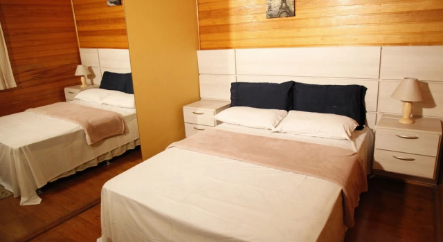 Casa Aconchegante Centro Gramado, Забронировать Дом для отпуска Коттеджи Грамаду, Коттедж