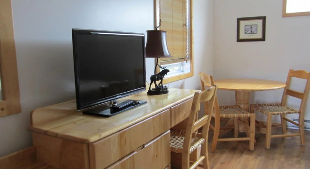 Beaver Creek Lodge, Book Hotel McBride Britisk Columbia